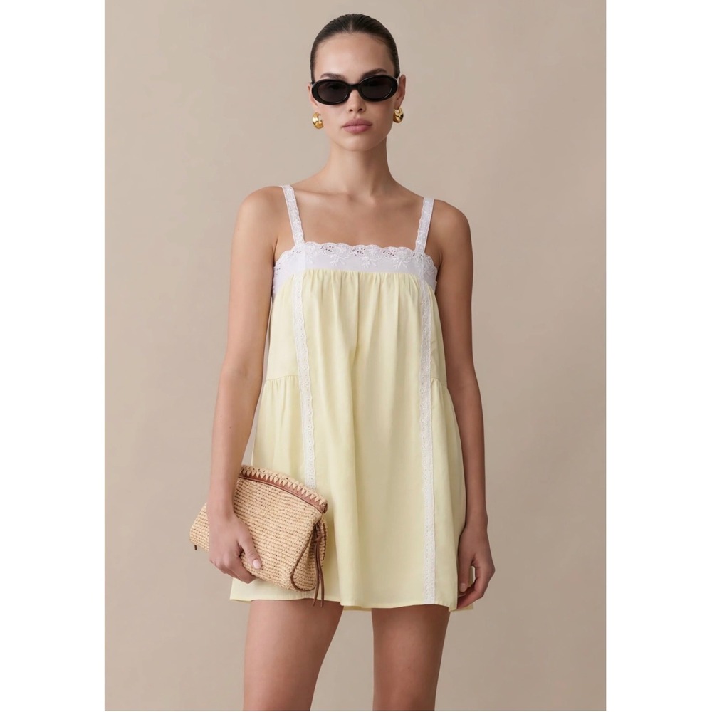 Few Moda Kourt Butter Yellow Eyelet Lace Tiered Babydoll Mini Dress K25WDRS09150